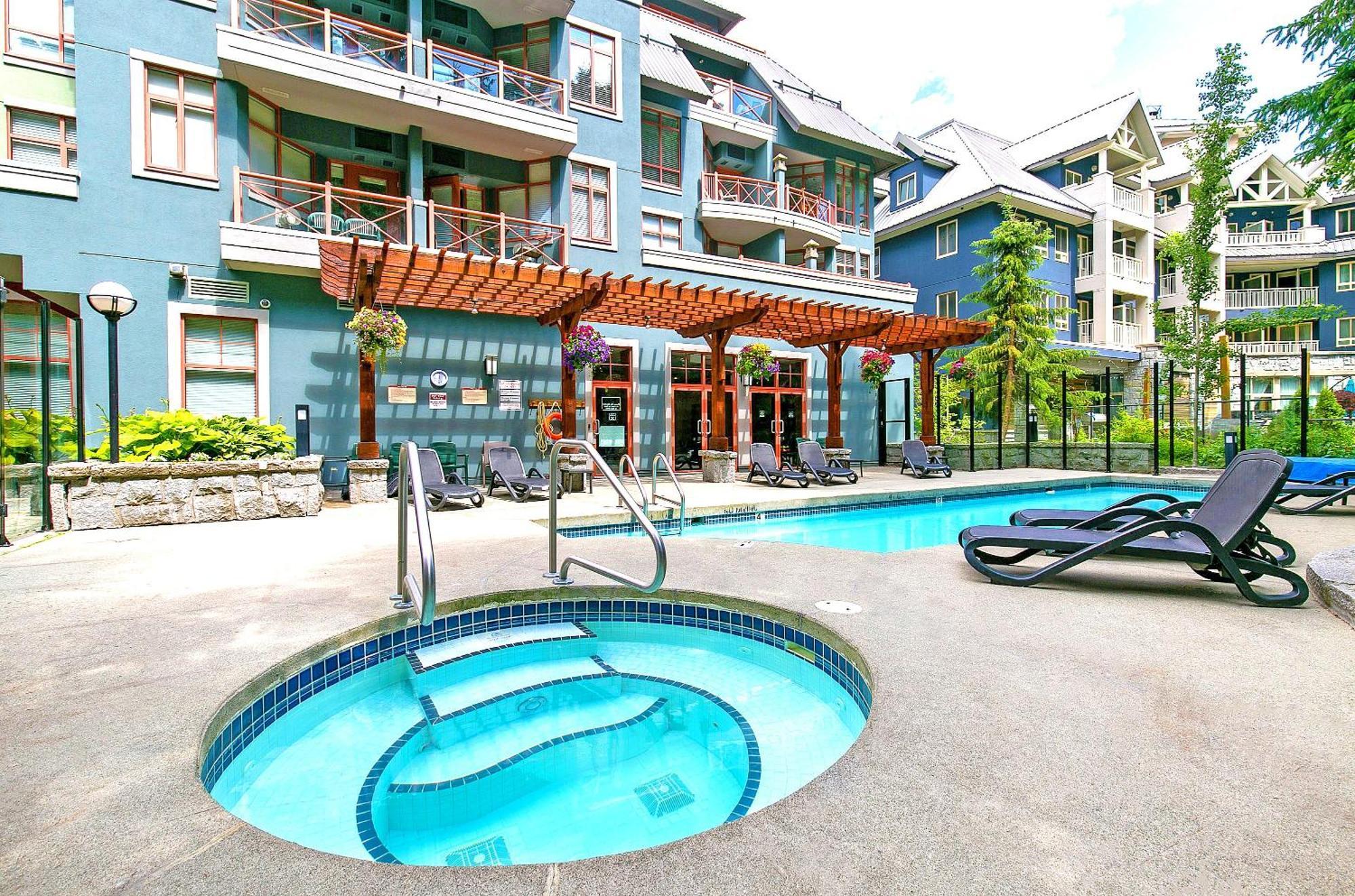 Alpenglow Lodge Bear Wonder One Bedroom By Mva Whistler Exterior foto
