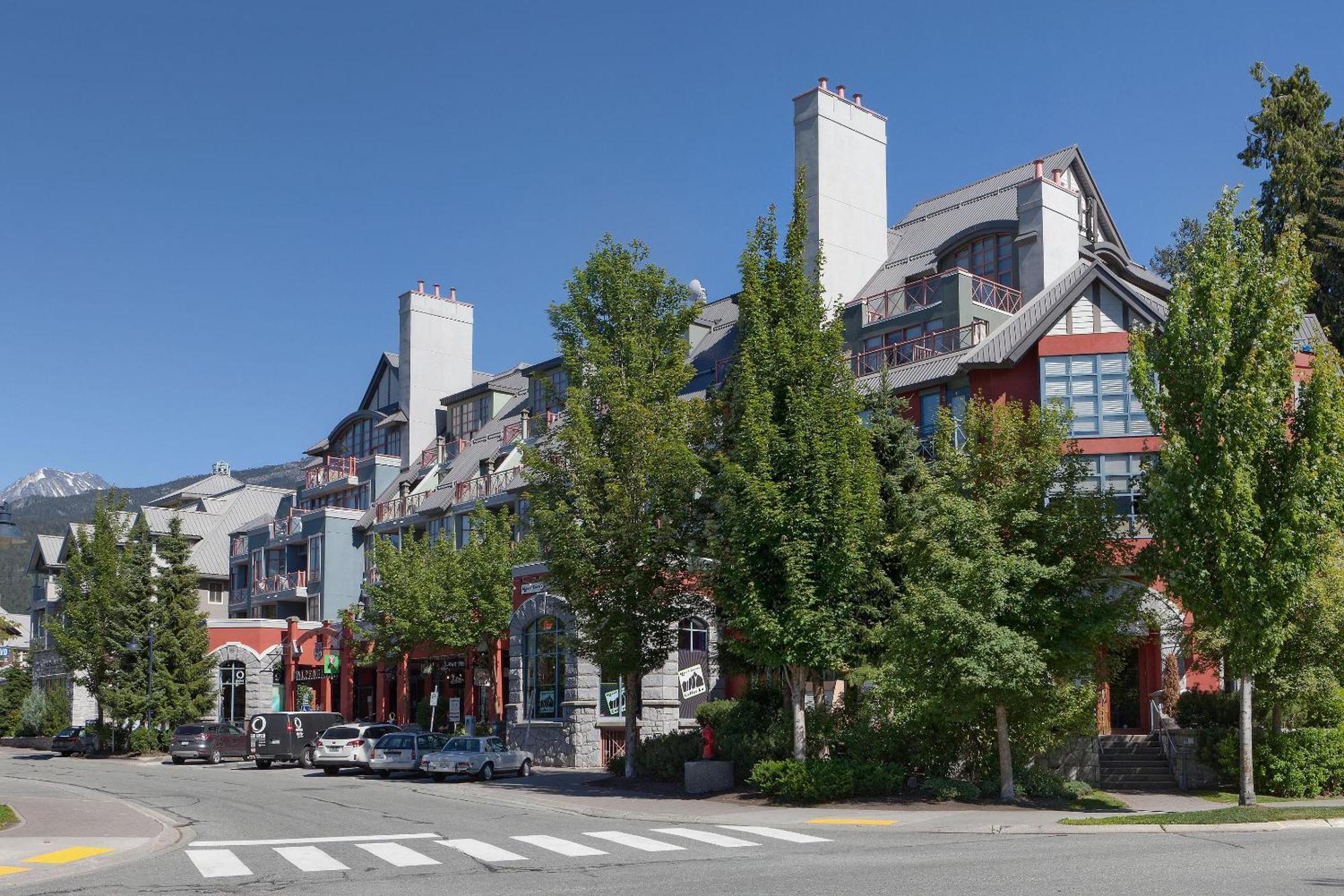 Alpenglow Lodge Bear Wonder One Bedroom By Mva Whistler Exterior foto